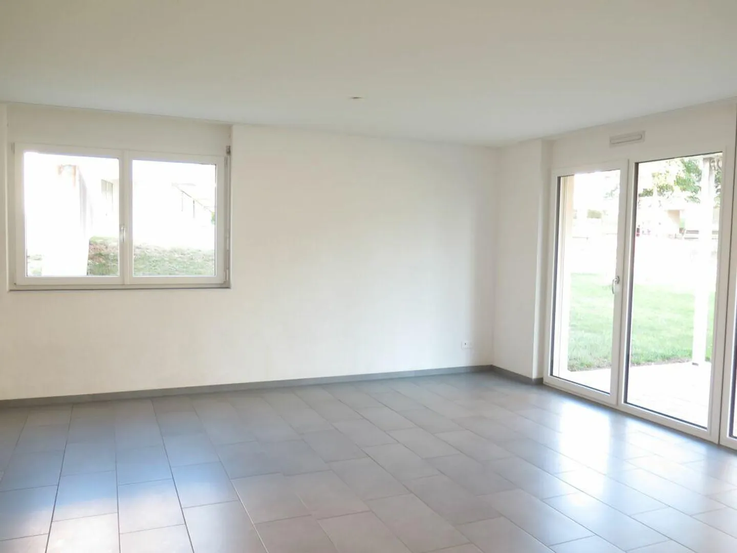 Zeihen / 3.5 Room Ground Floor Apartment A 0.1 - Photo 4 of 7