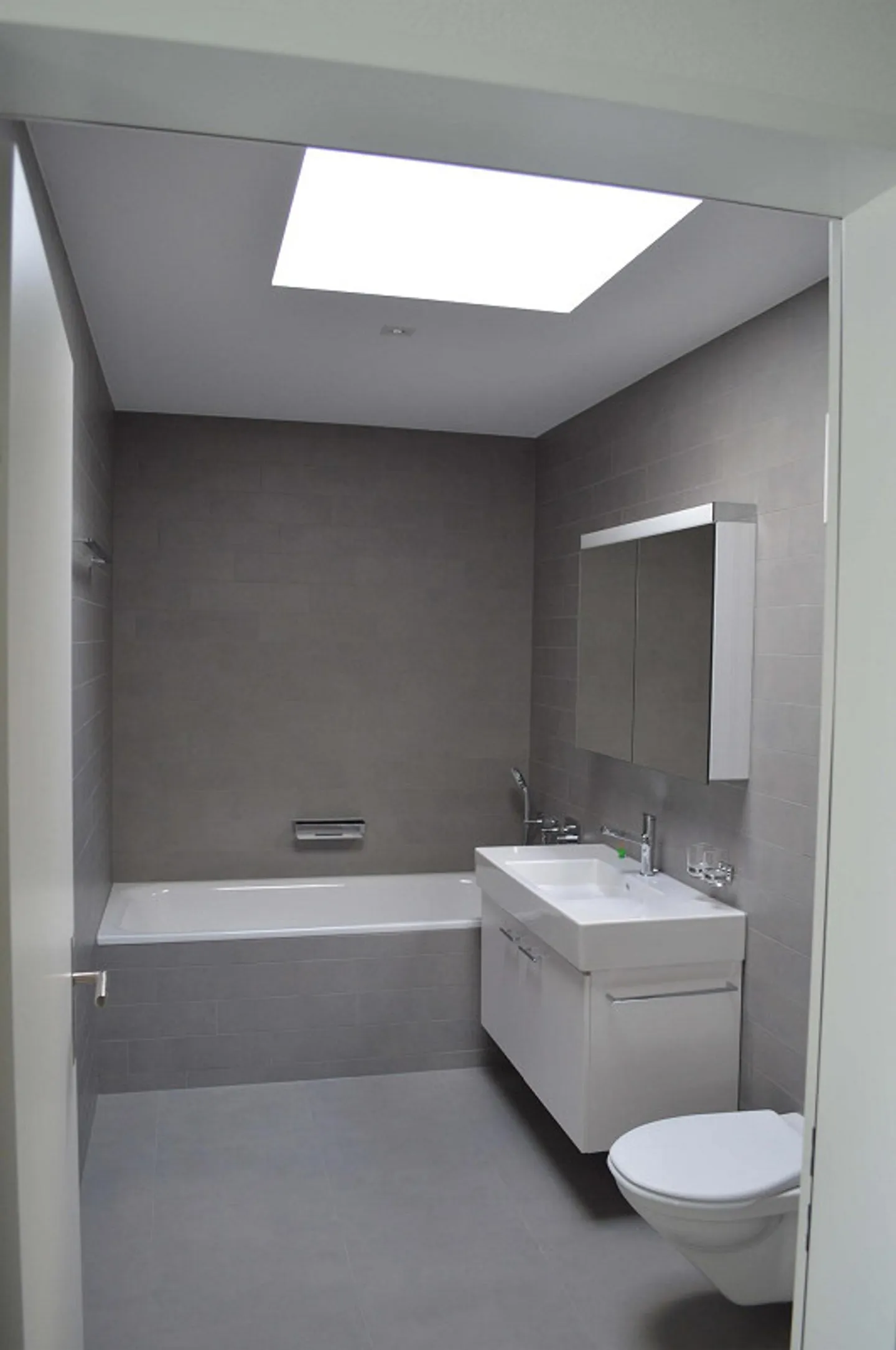 grande appartamento con architettura moderna - Foto 1 di 5