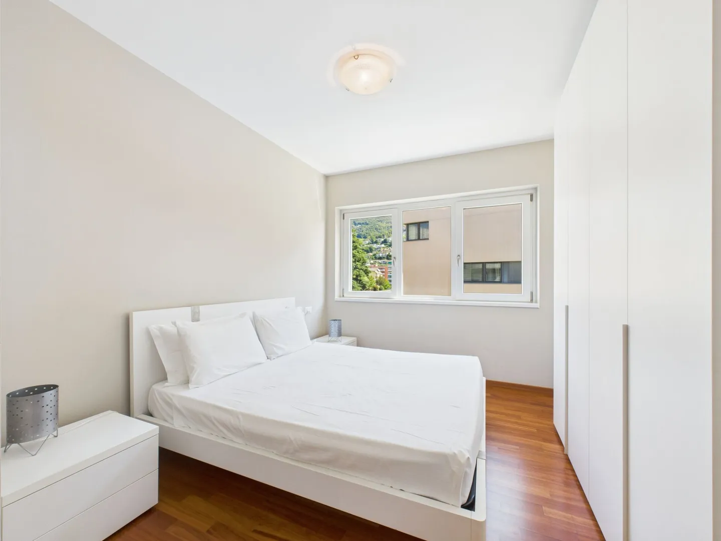 Ottimo investimento affitti brevi - Elegante appartamento 3.5 locali con doppi servizi - Foto 7 di 18