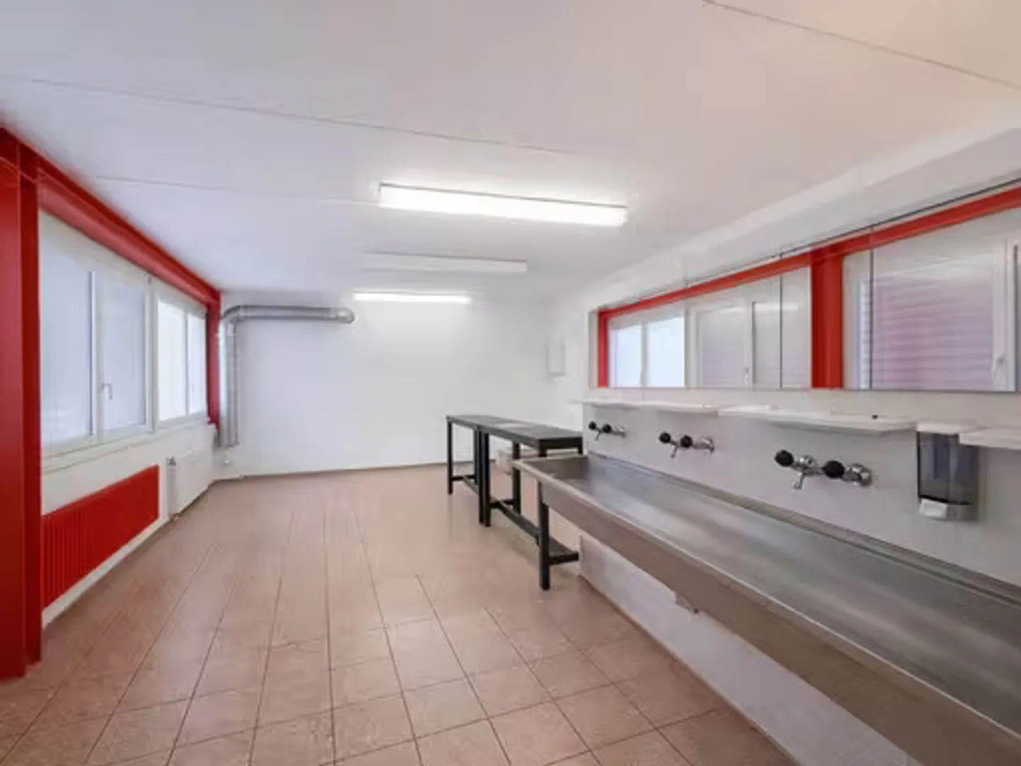 Commercial Space in Industrial Building - Photo 5 of 8