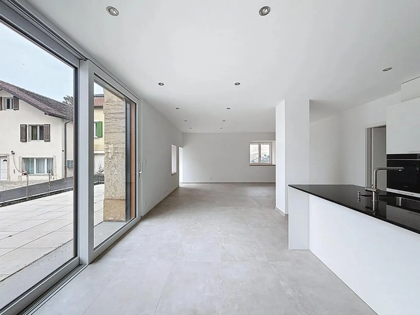 Charmant Appartement en Rez-de-Chaussée - Photo 4 sur 12