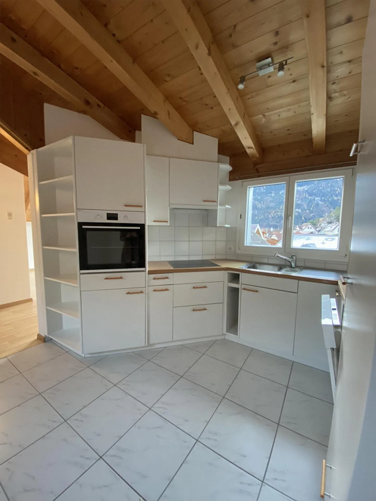 Appartamento mansardato di 4,5 stanze soleggiato - Foto 5 di 8