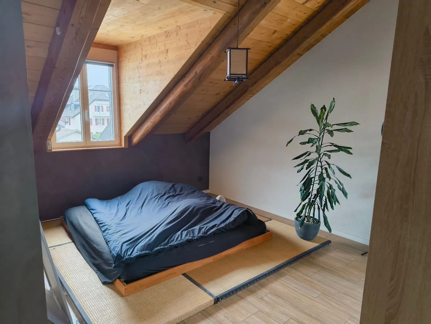 Spacious Duplex Apartment - Photo 4 of 12