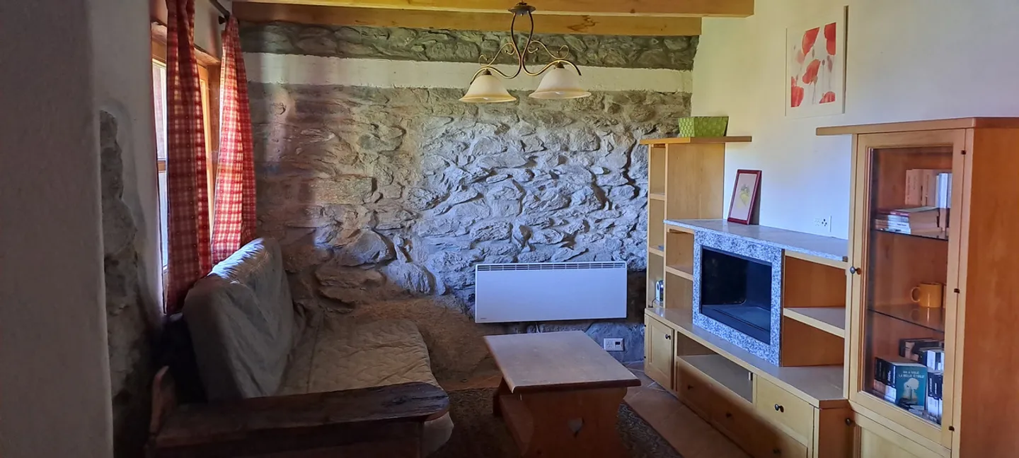 «Zu mieten möblierte 2-Zimmer-Wohnung
Ravoire» - Foto 3 von 10