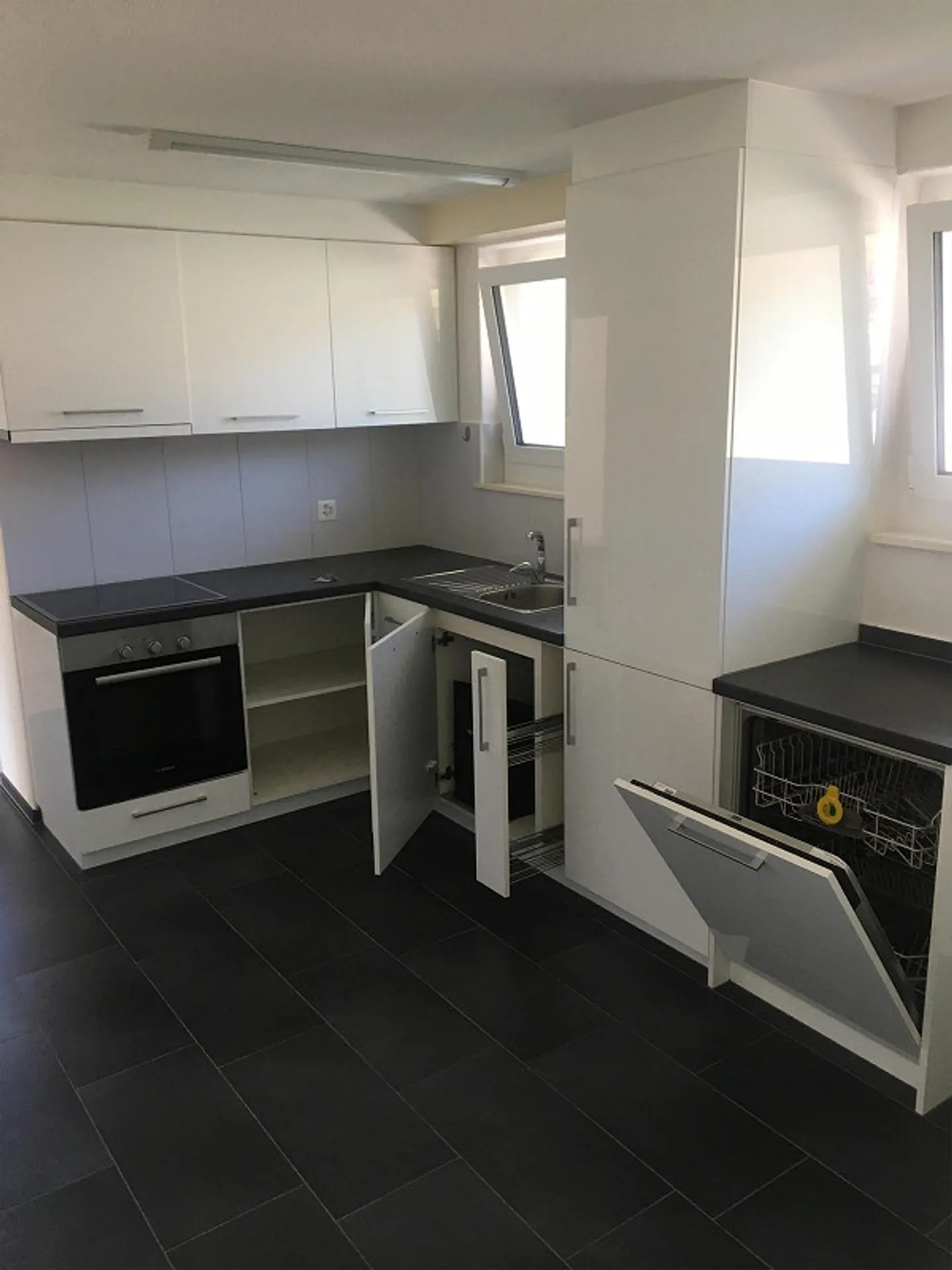 Charmante Wohnung mit Aussicht - Foto 3 von 11