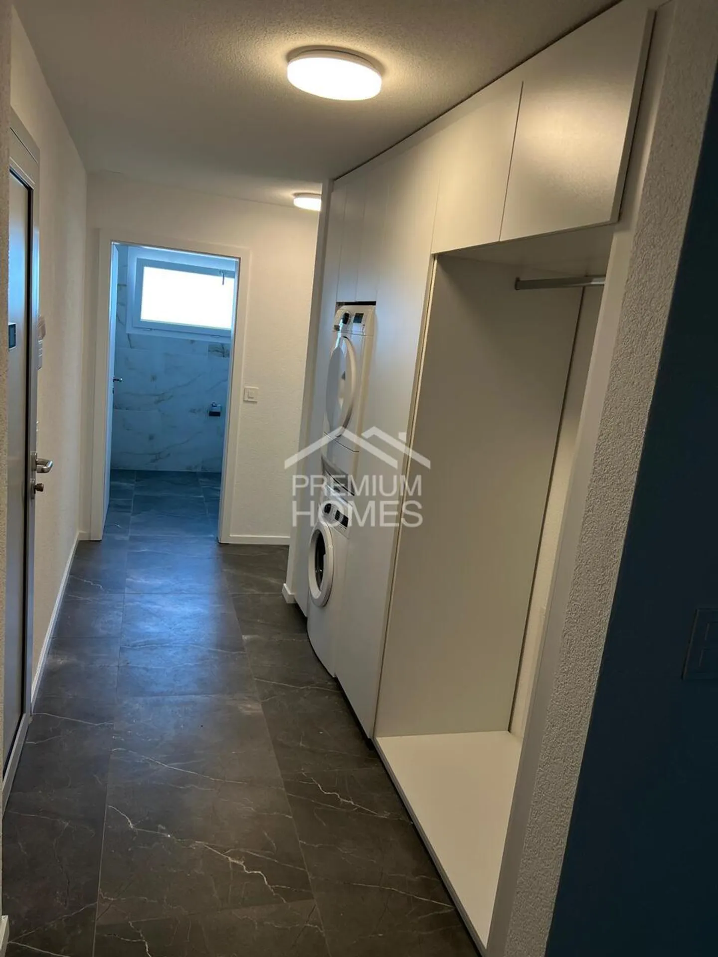 Moderna casa plurifamiliare a Studen - Foto 8 di 10