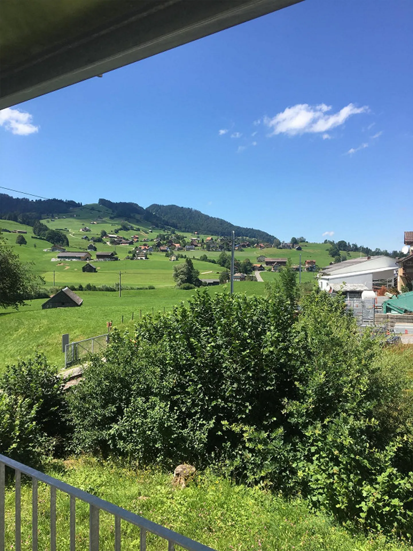 Charmante Wohnung mit Aussicht - Foto 11 von 11