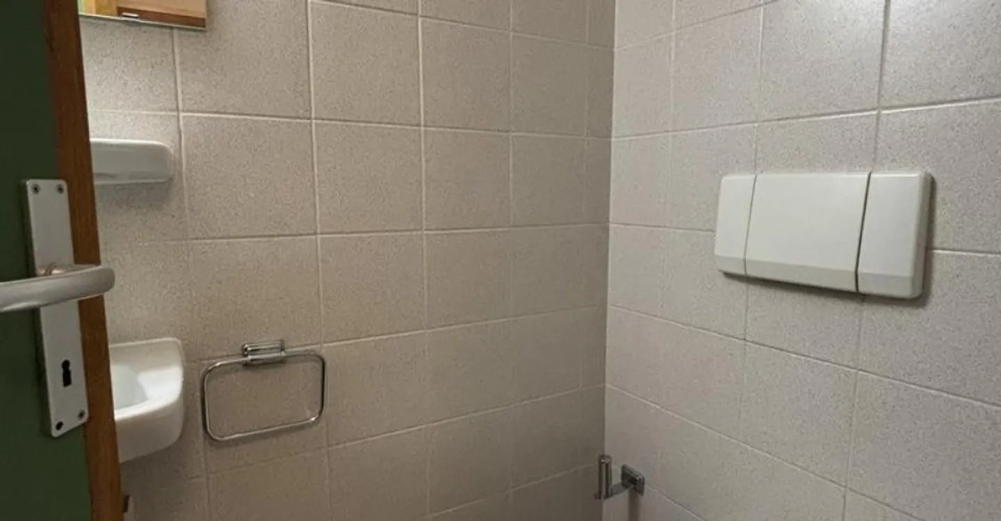 Schöne Wohnung ideal gelegen in der Nähe der Nationen und des Bahnhofs - Foto 7 von 7