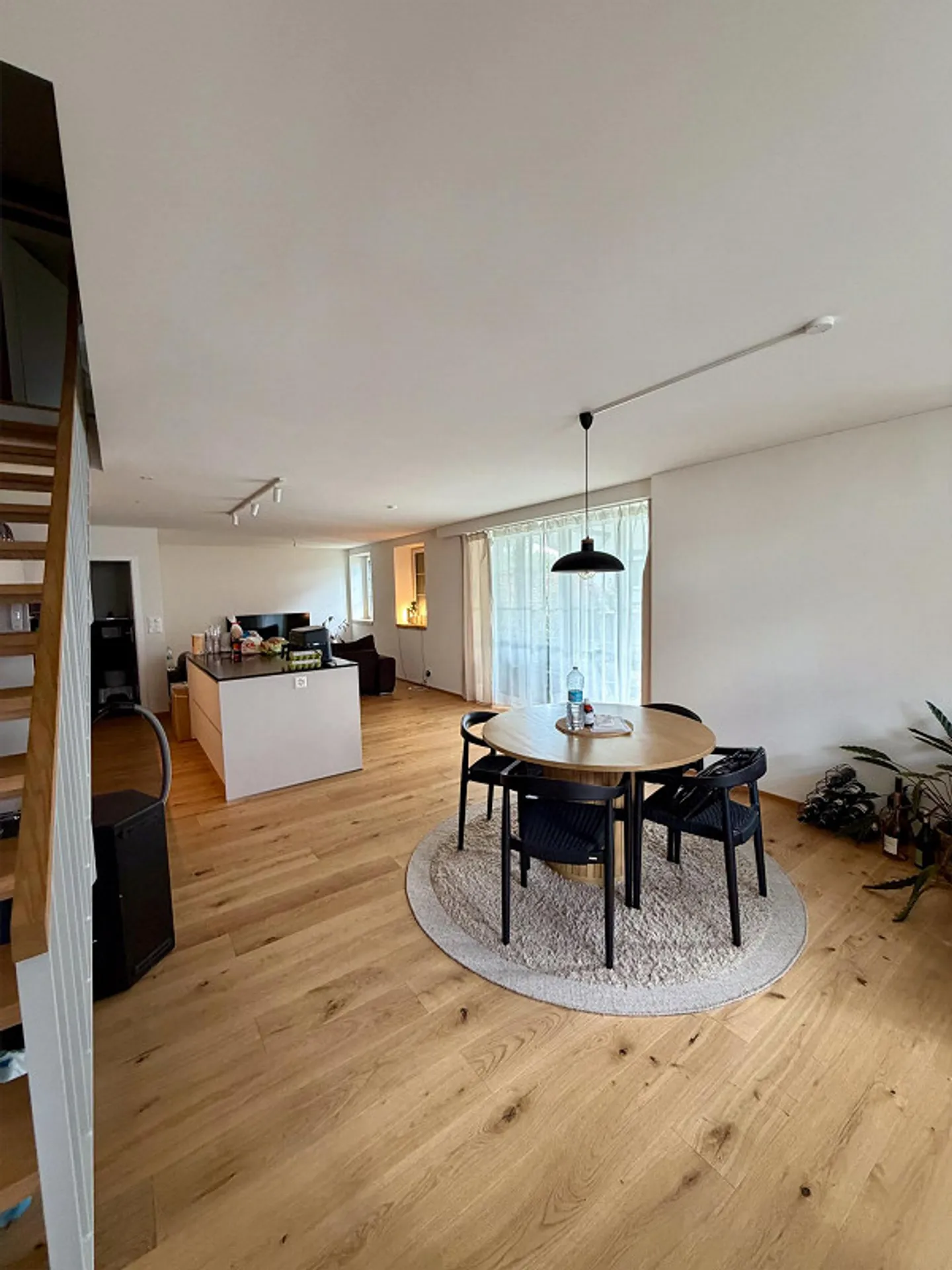 Appartement spacieux de 3,5 pièces - Photo 1 sur 6