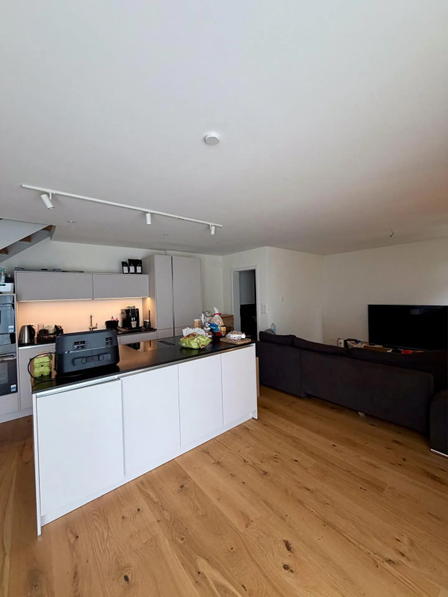 Appartement spacieux de 3,5 pièces - Photo 4 sur 6