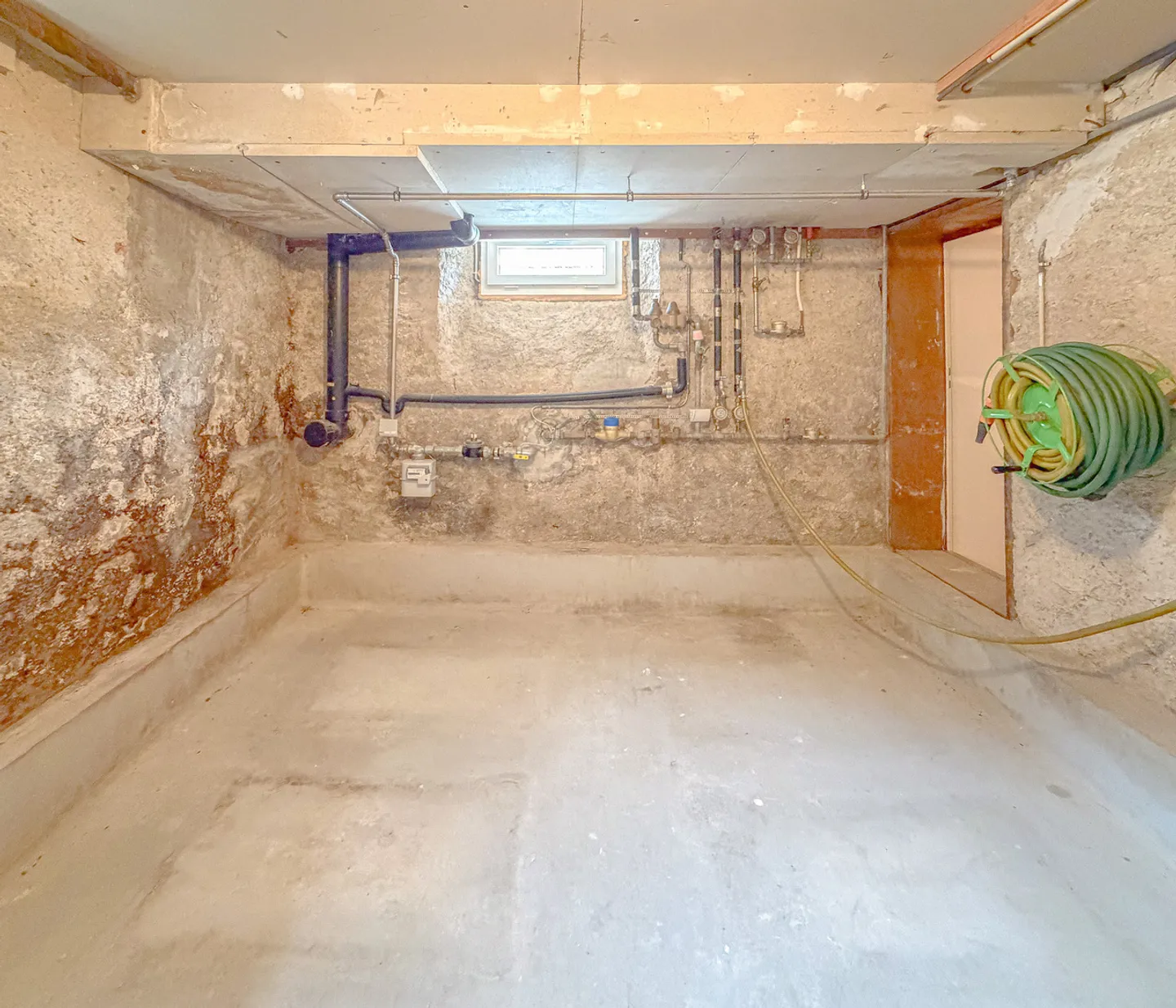 Maison individuelle avec 6,5 pièces, 2 studios, grande dépendance avec garage - Photo 25 sur 32