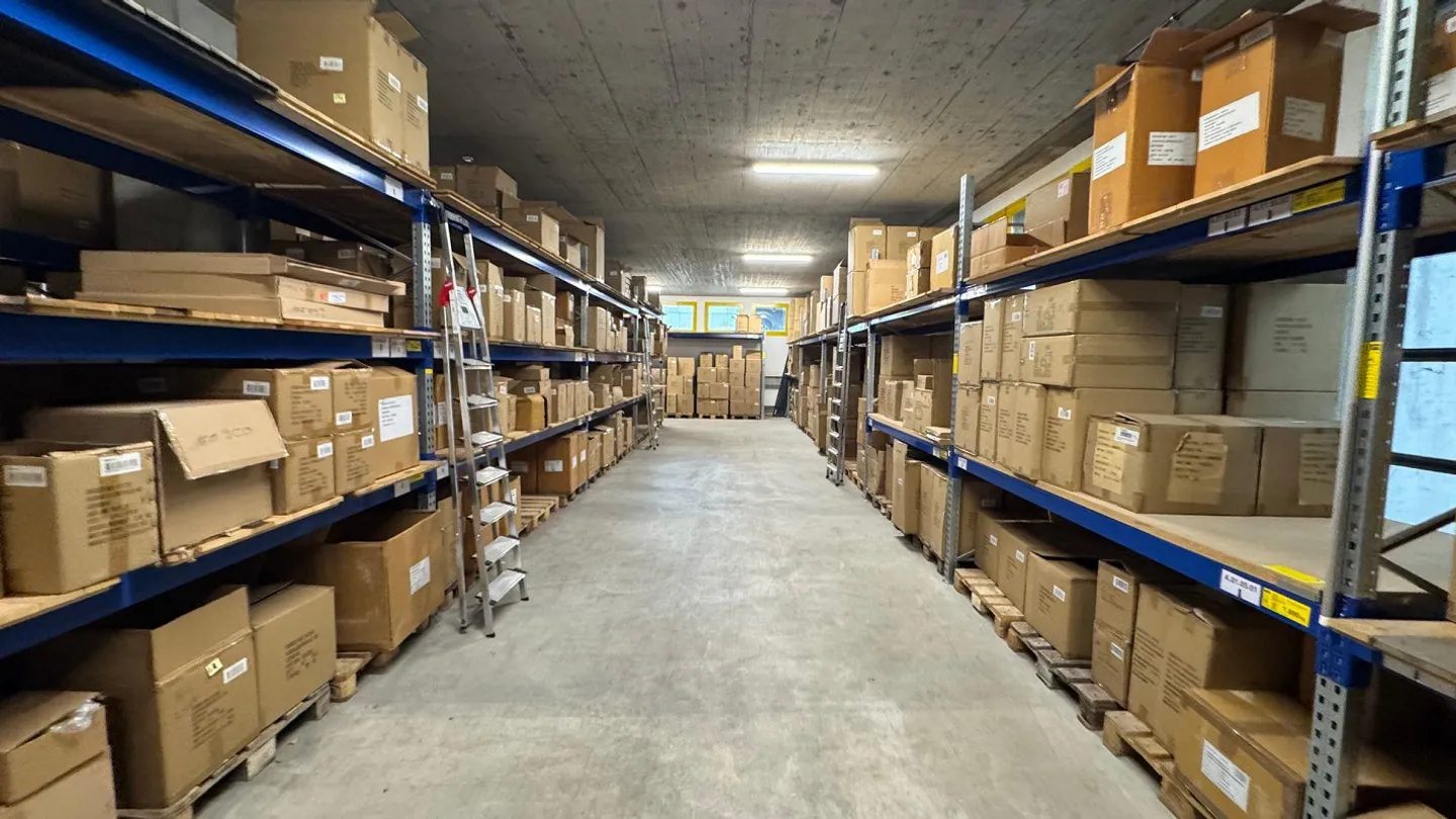 Spazio di stoccaggio pratico nella zona industriale di Burgdorf - Foto 12 di 22