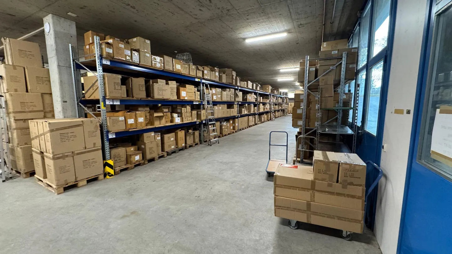 Spazio di stoccaggio pratico nella zona industriale di Burgdorf - Foto 15 di 22