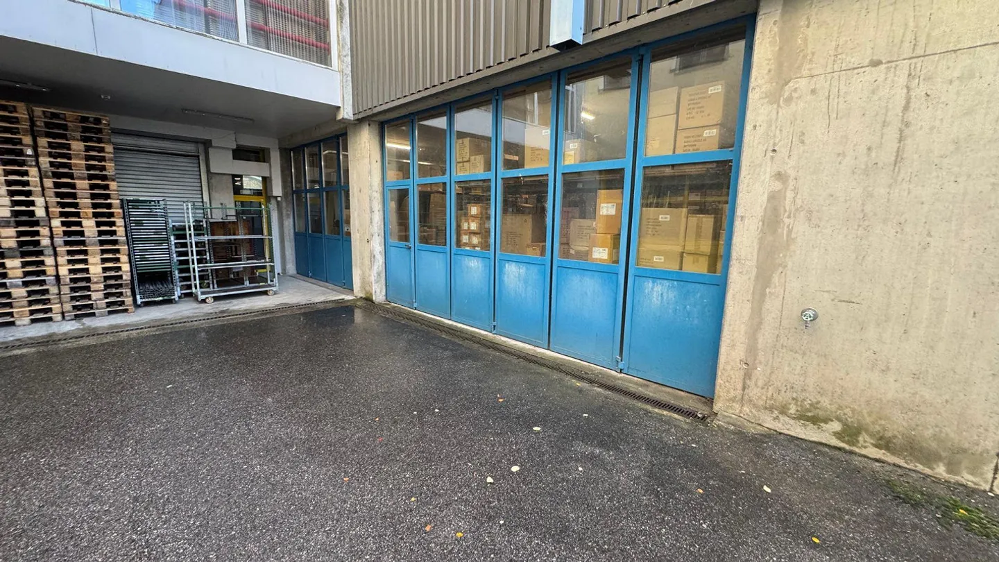 Spazio di stoccaggio pratico nella zona industriale di Burgdorf - Foto 22 di 22