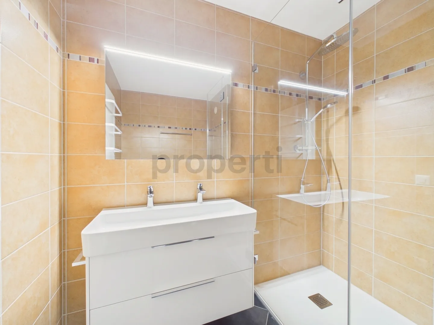 Modernes 4,5-Zimmer-Apartment mit Aufzug und Keller, Chandolin-nah-Savièse - Foto 11 von 13