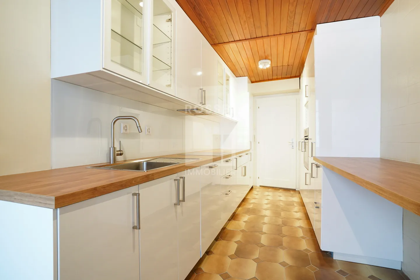 Charming House in Arare - Photo 2 of 15