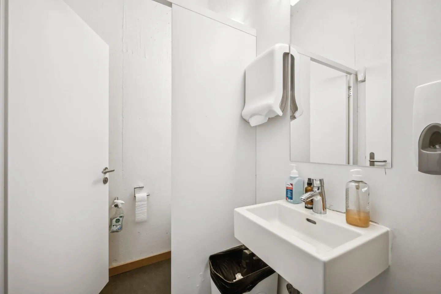 Negozio di 32m²: nel cuore di Zurigo-Oerlikon - Foto 8 di 12