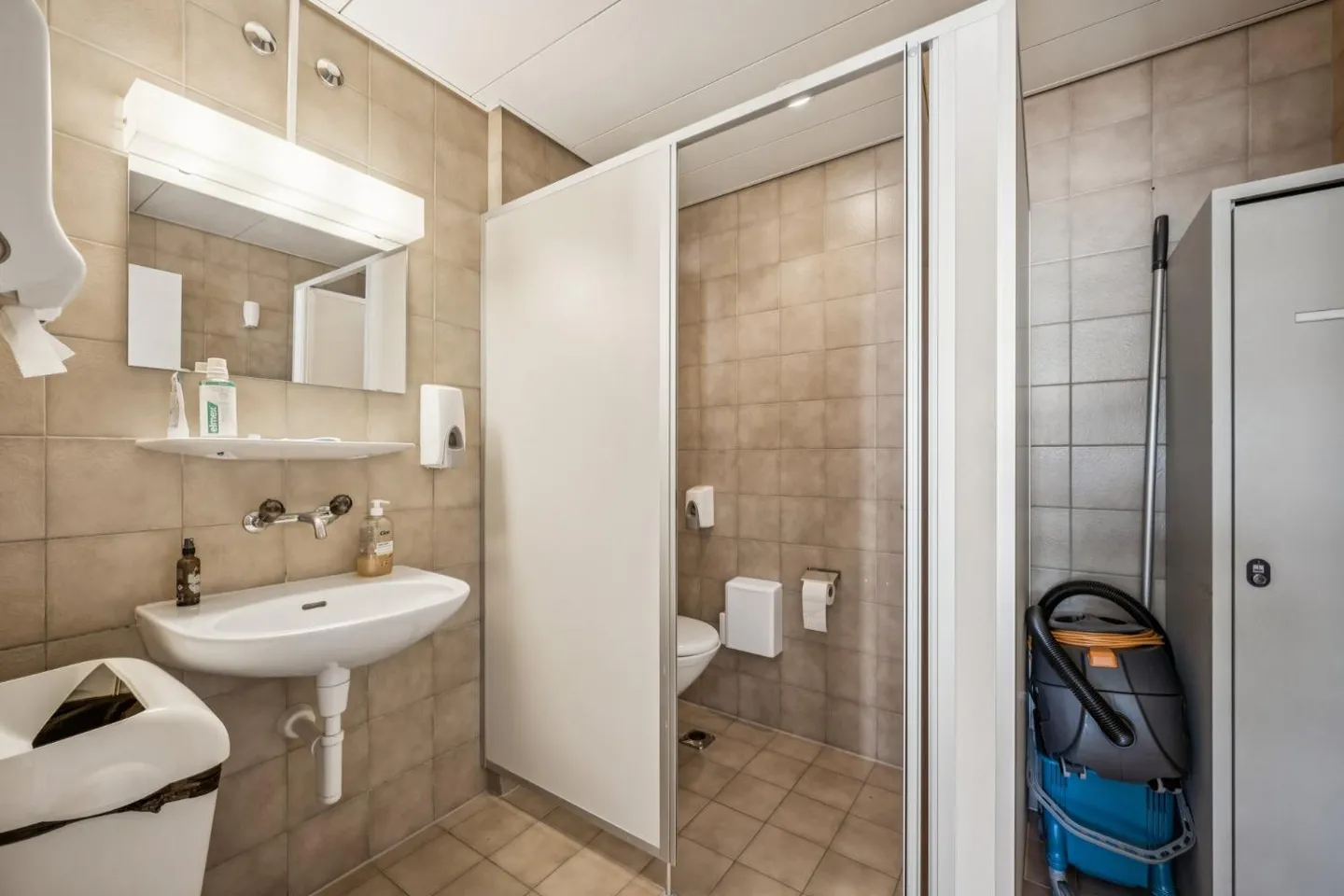 Negozio di 32m²: nel cuore di Zurigo-Oerlikon - Foto 9 di 12