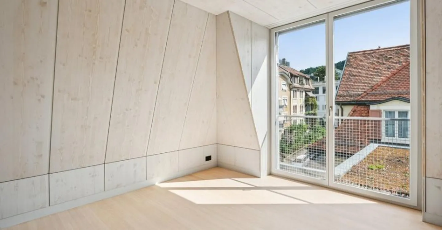 Appartement en attique de 3,5 pièces à Zurich à louer dans un bel emplacement - Photo 7 sur 9