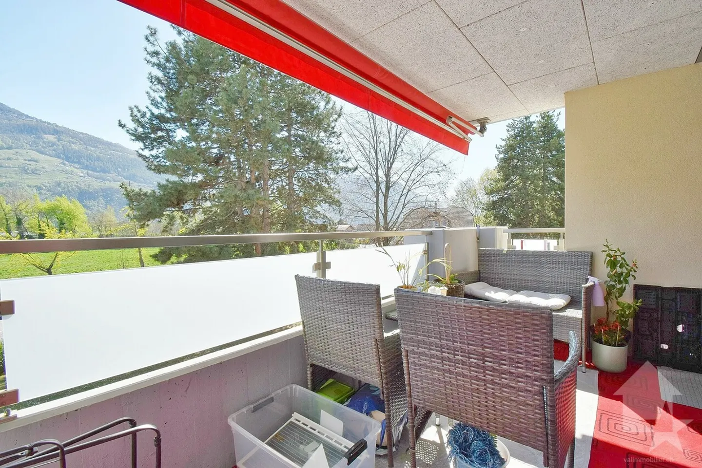 4,5-Zimmer-Wohnung mit Garage und 2 Parkplätzen - Foto 1 von 11