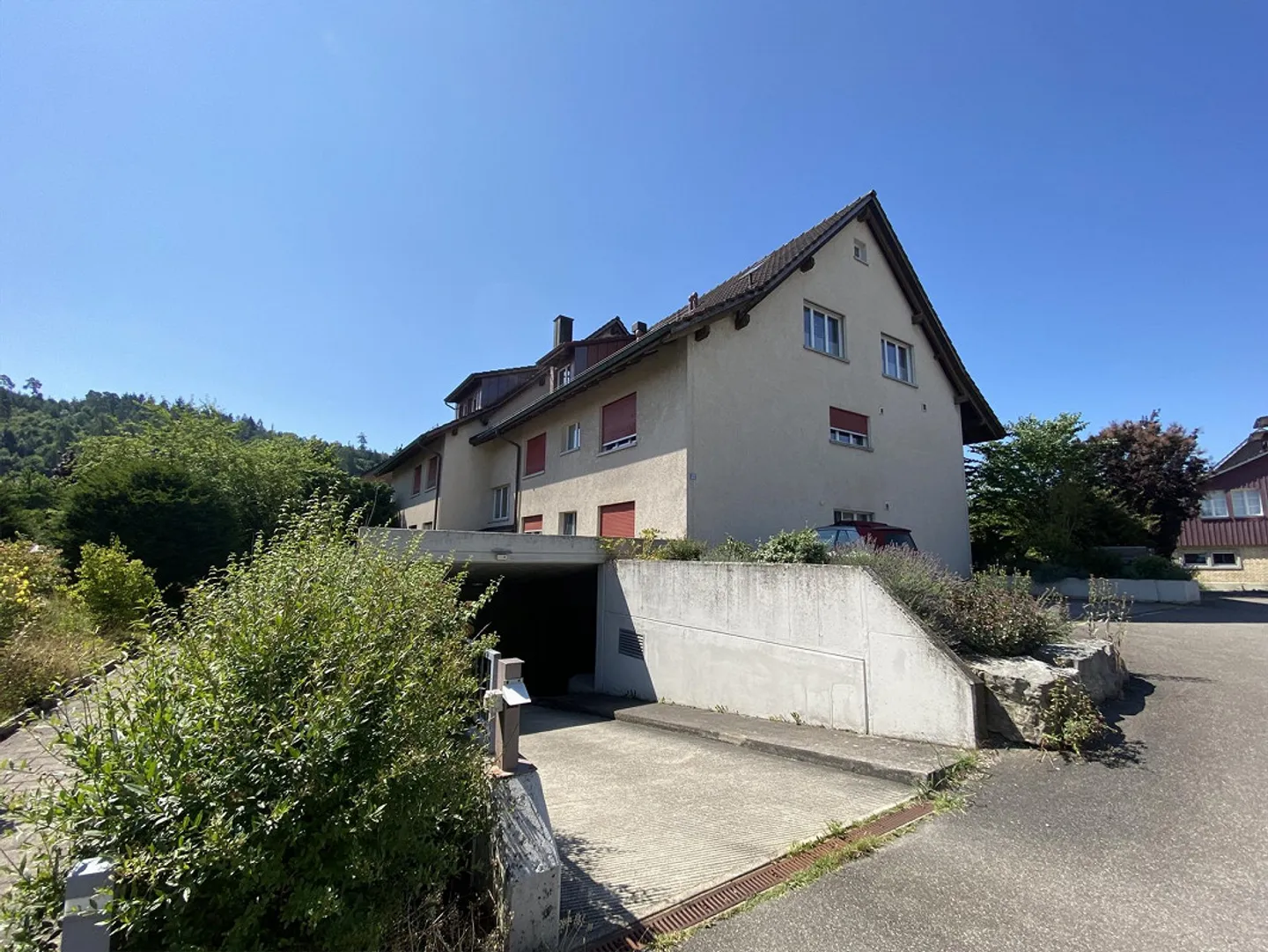 Charmante Dachwohnung in Neftenbach - Foto 2 von 15