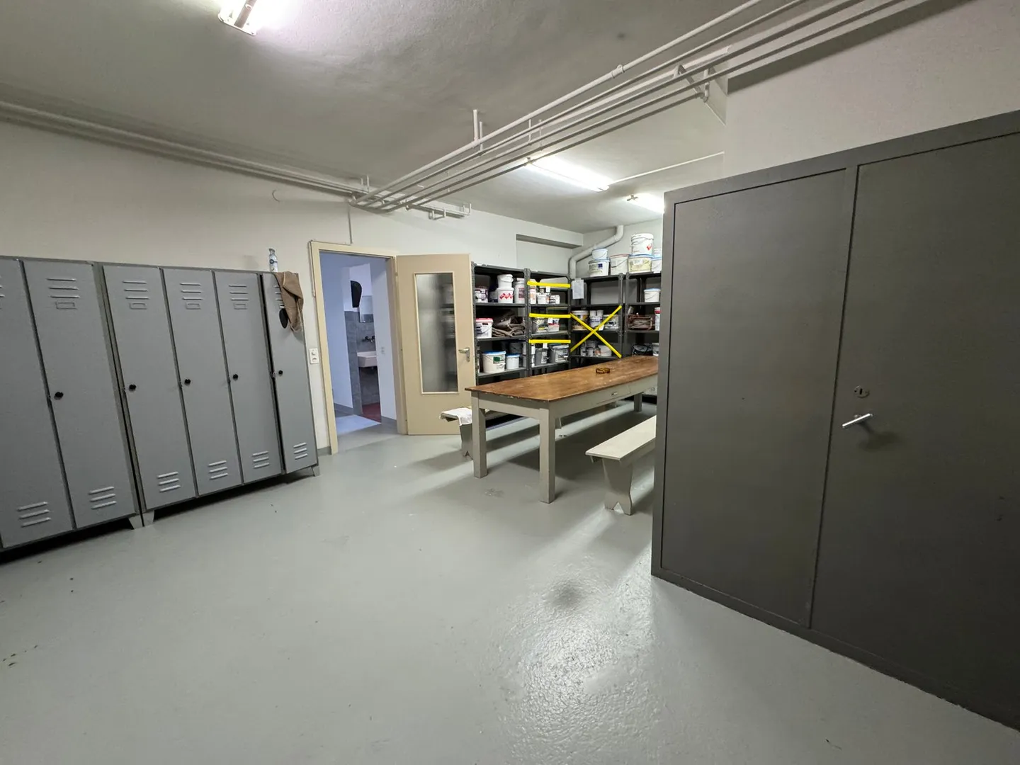 Verkauf oder Vermietung von Gewerbe-/Büro-/Verwaltungsimmobilie mit Büros in Balerna - Foto 10 von 33
