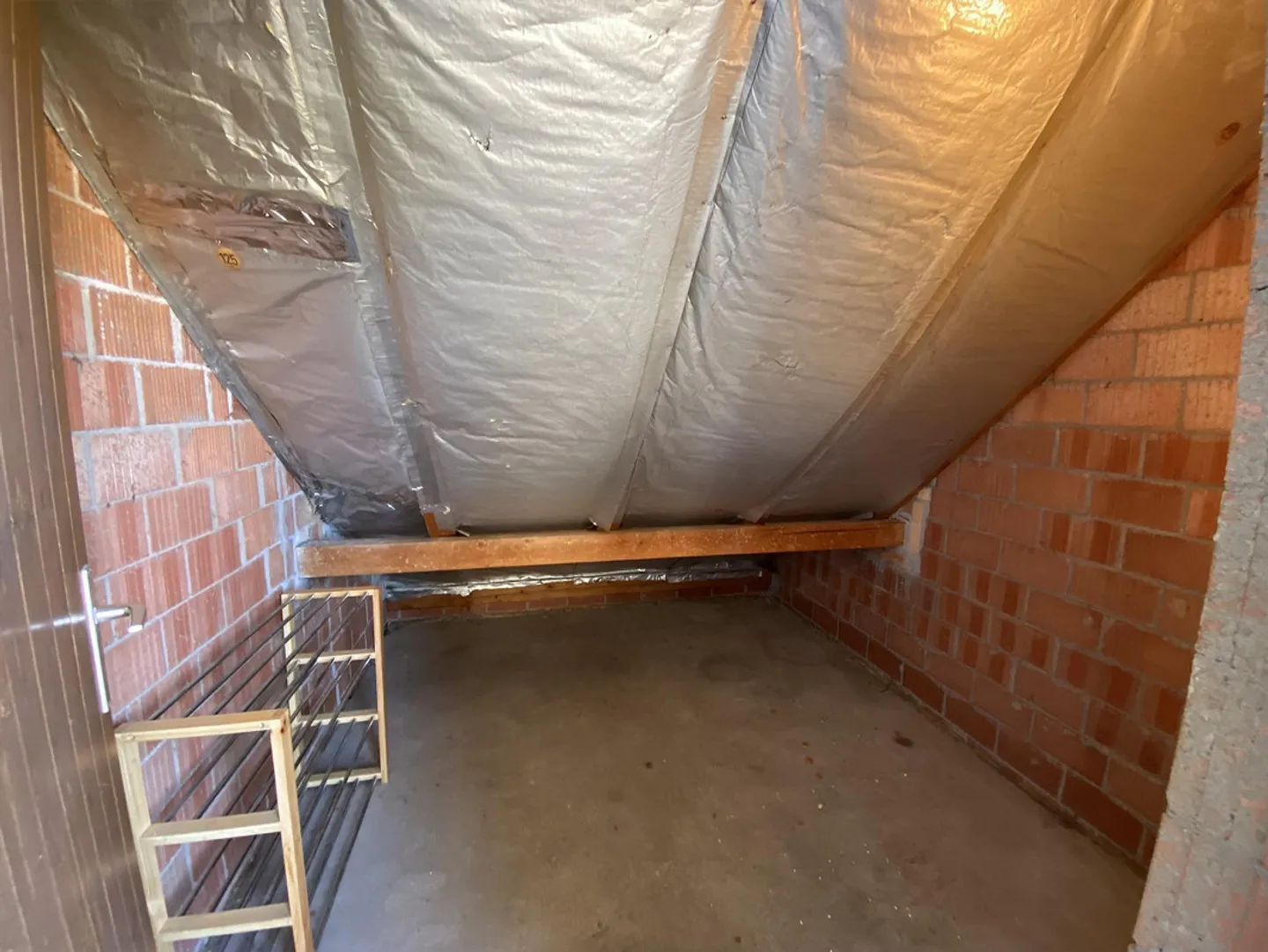 Charmante Dachwohnung in Neftenbach - Foto 13 von 15