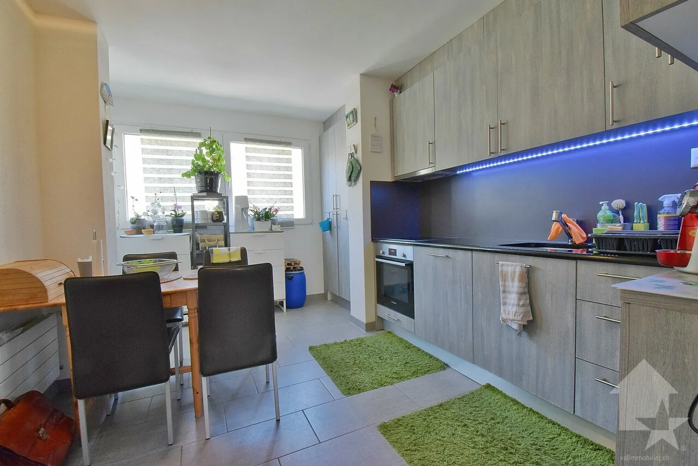 4,5-Zimmer-Wohnung mit Garage und 2 Parkplätzen - Foto 5 von 11