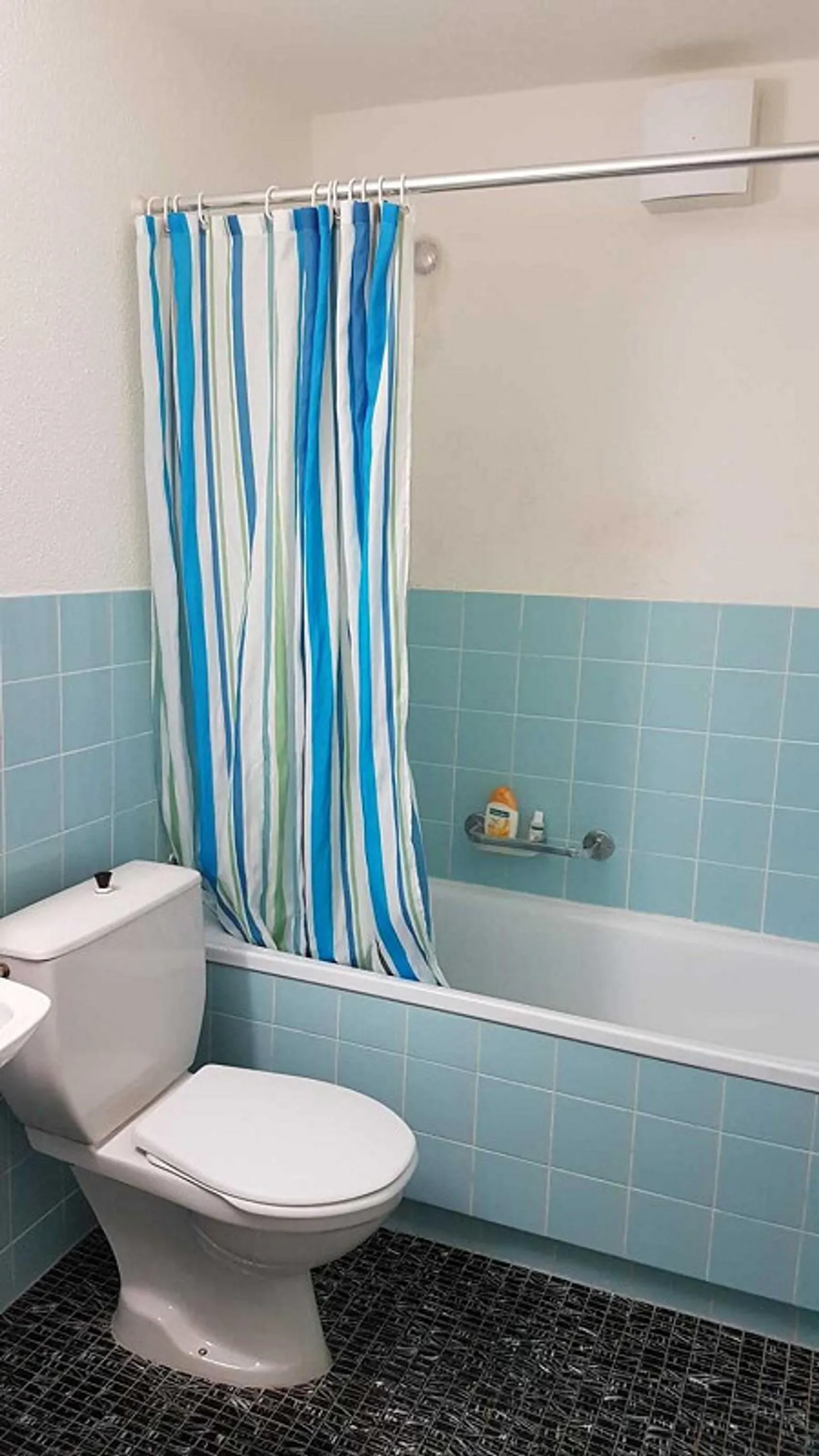 4-Maisonette apartment with beautiful views and private washing machine... - Photo 12 of 13