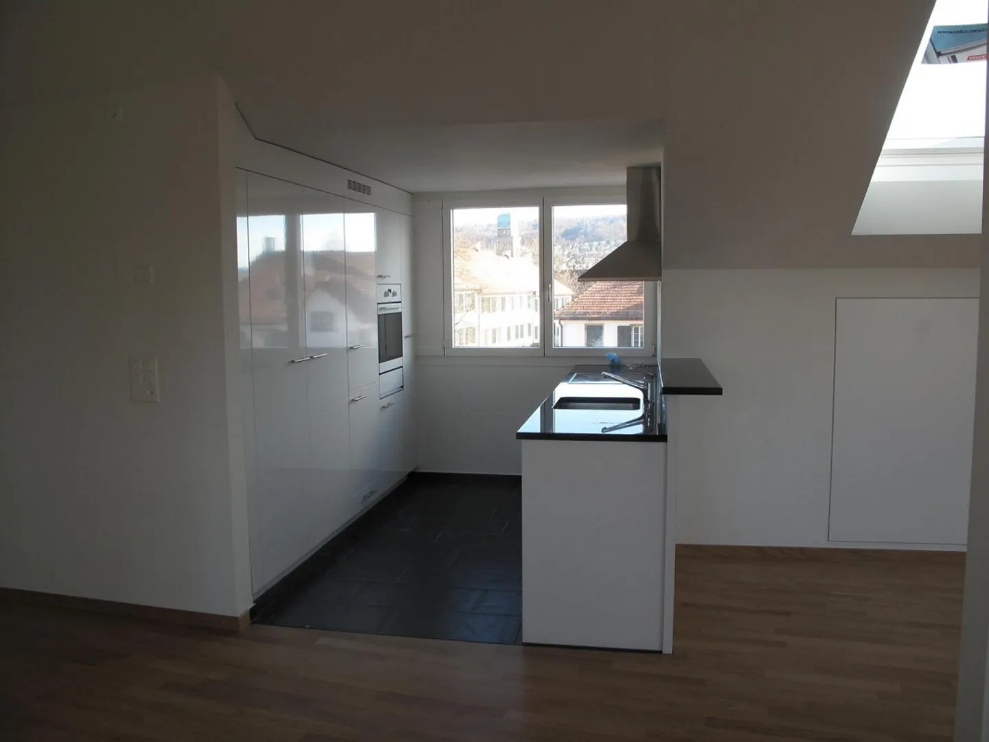4-Maisonette apartment with beautiful views and private washing machine... - Photo 11 of 13
