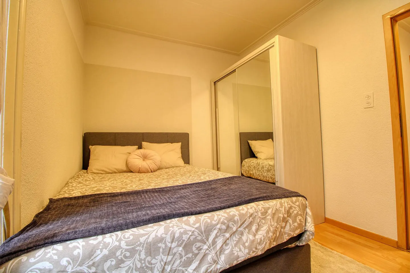 Super appartement près de la gare de Giesshübel - Photo 2 sur 16