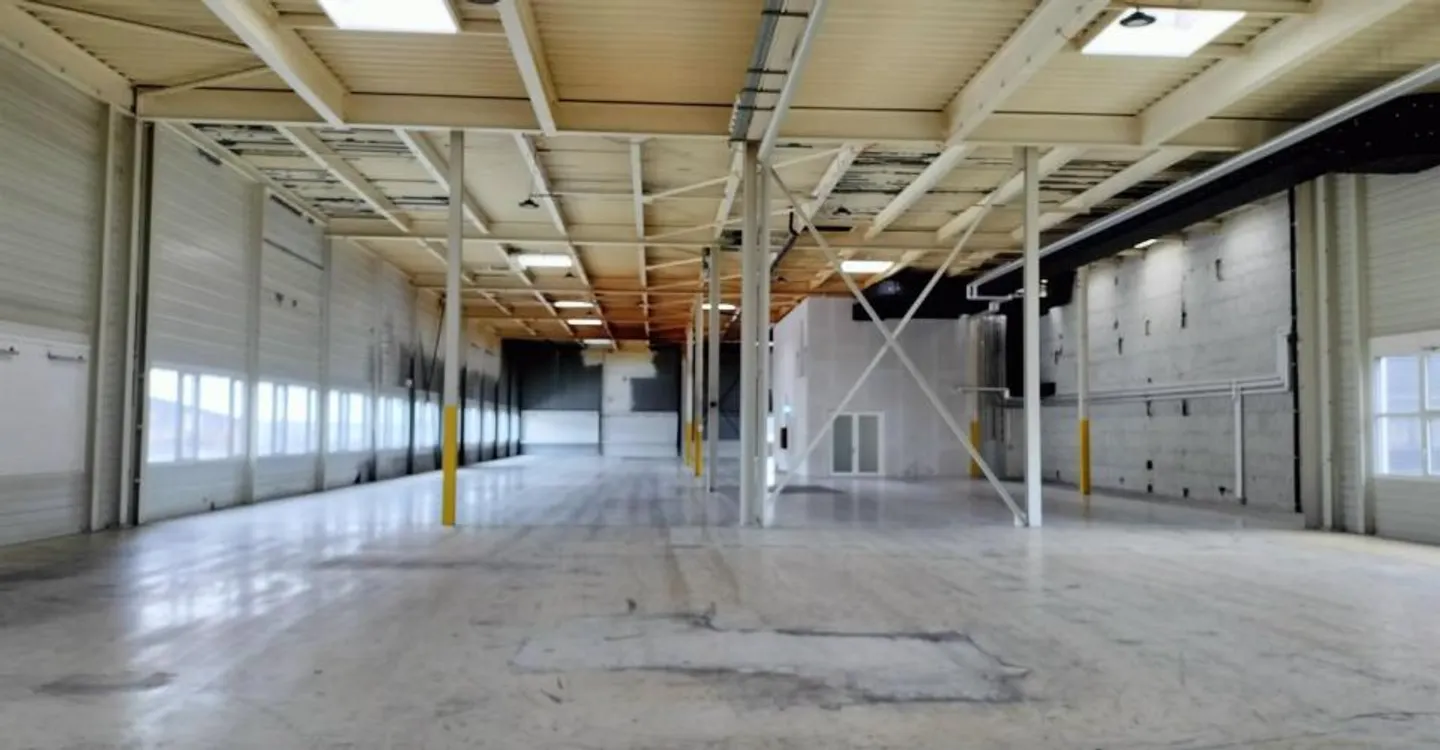 Espace commercial spacieux - Photo 4 sur 7
