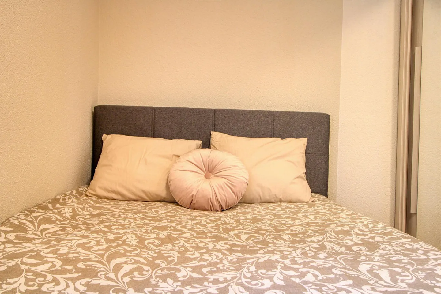 Super appartement près de la gare de Giesshübel - Photo 1 sur 16