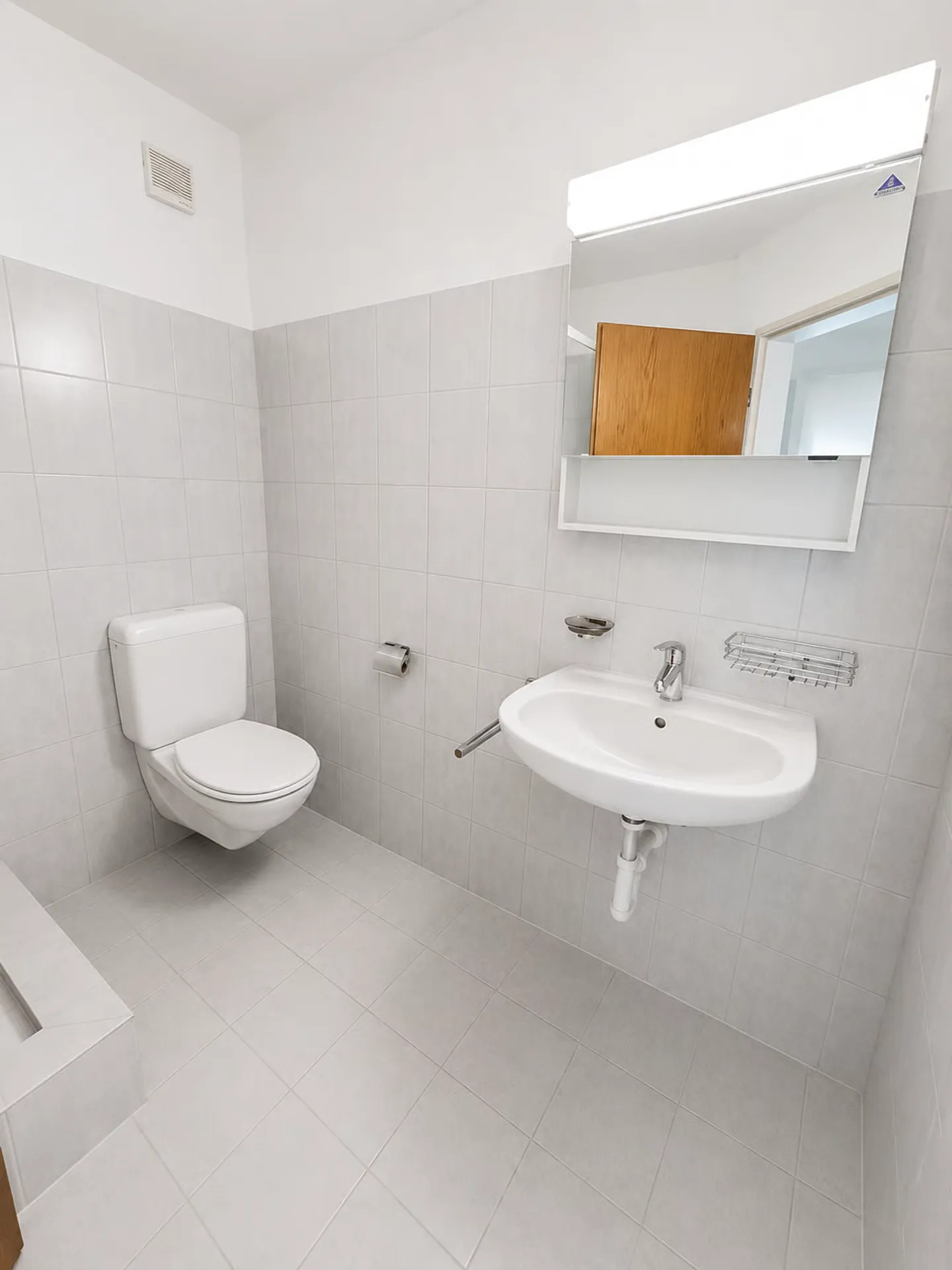 Geräumige 5.5-Zimmer-Wohnung mit Balkon - Foto 10 von 10