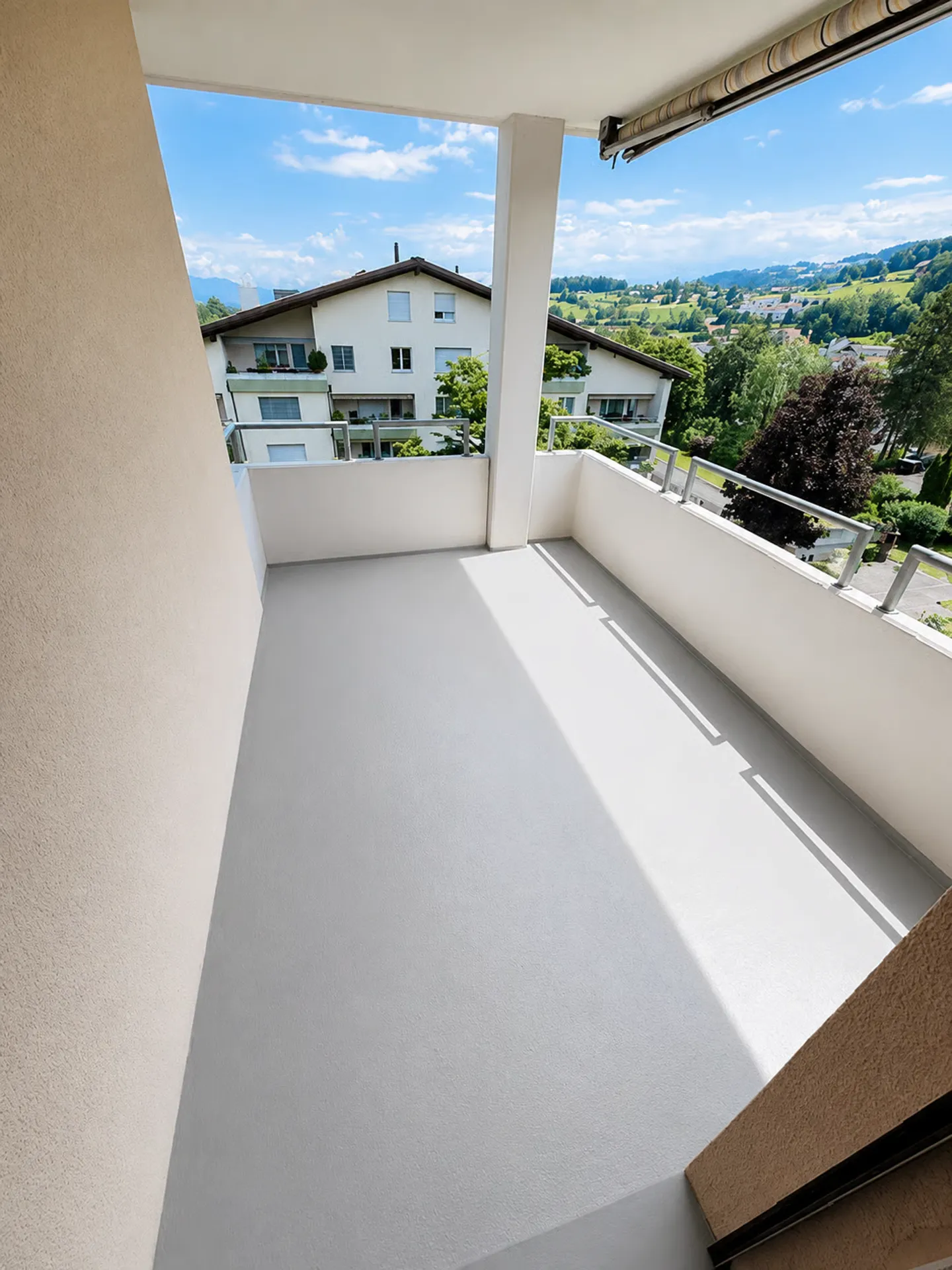Geräumige 5.5-Zimmer-Wohnung mit Balkon - Foto 7 von 10