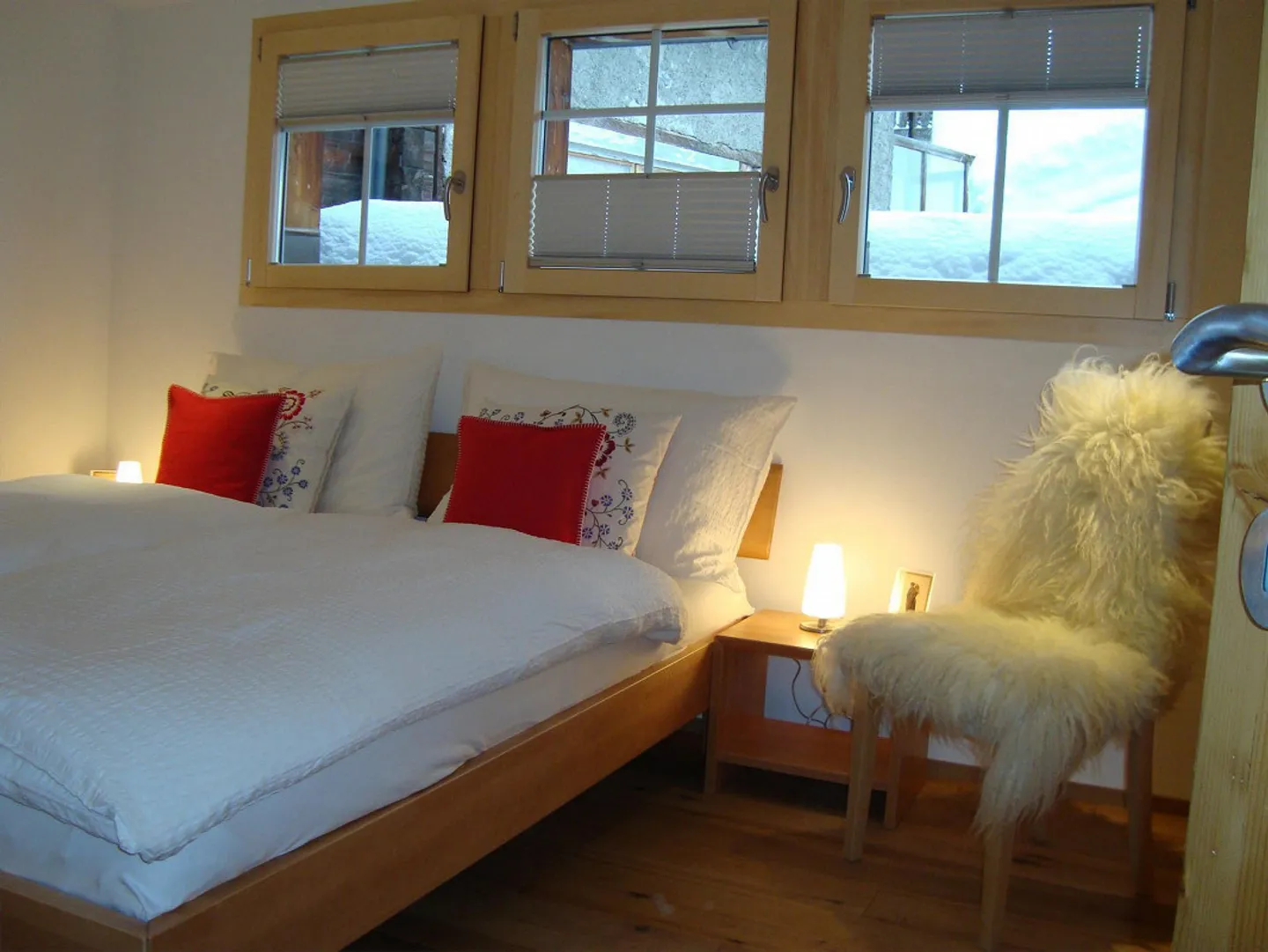 Appartement sous les combles dans une maison valaisanne typique au cœur de Zermatt - Photo 3 sur 9