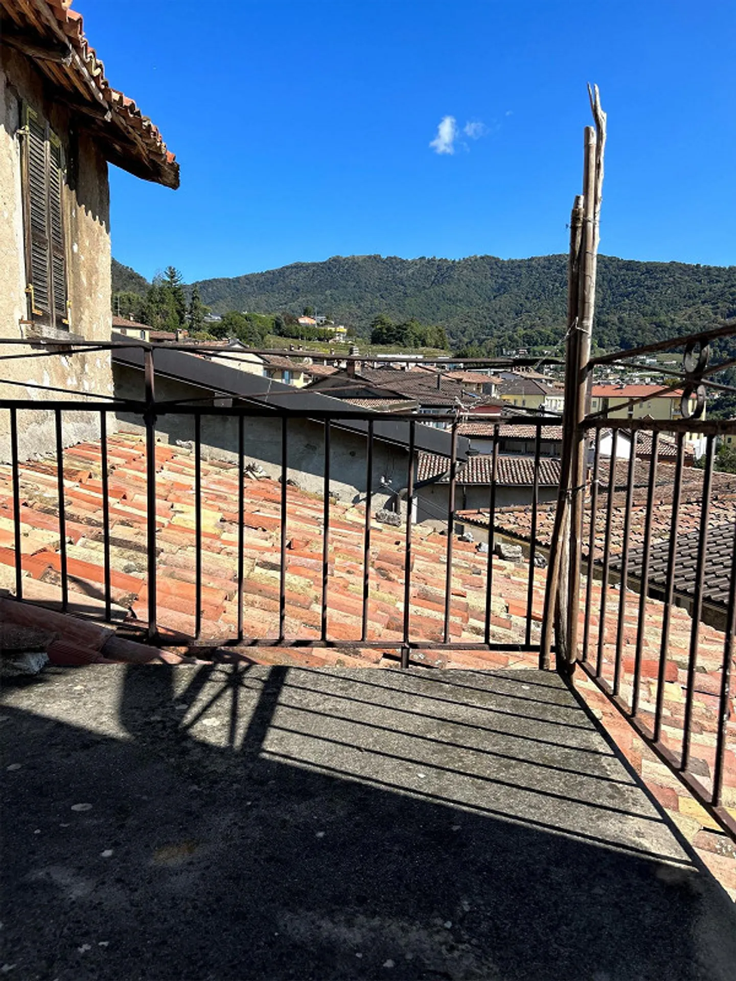 Casa da ristrutturare - Foto 6 di 7