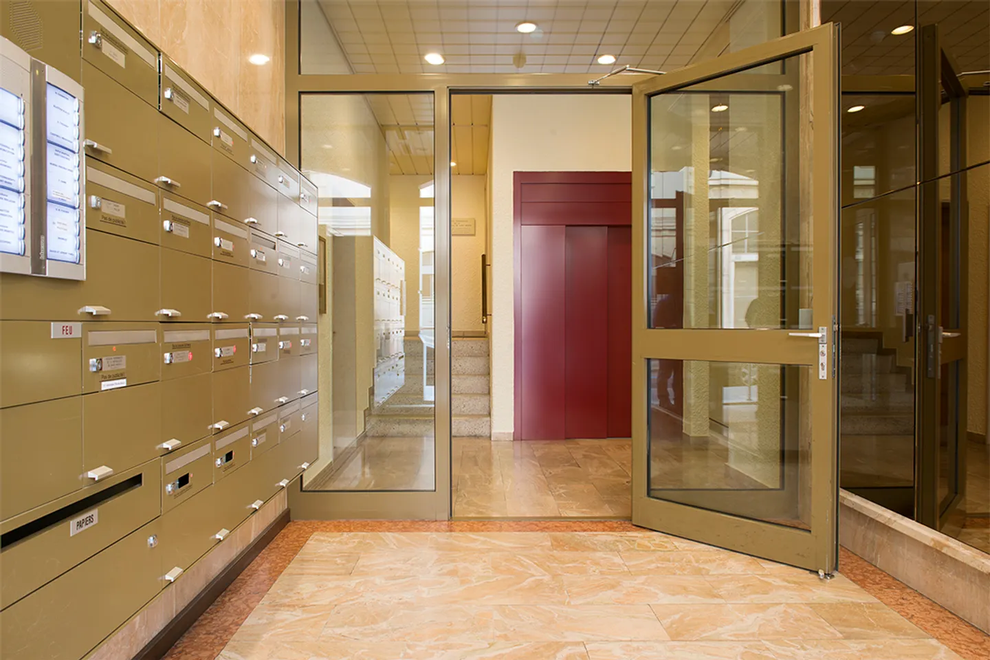 Garage individuale 1 stanza - Foto 2 di 6