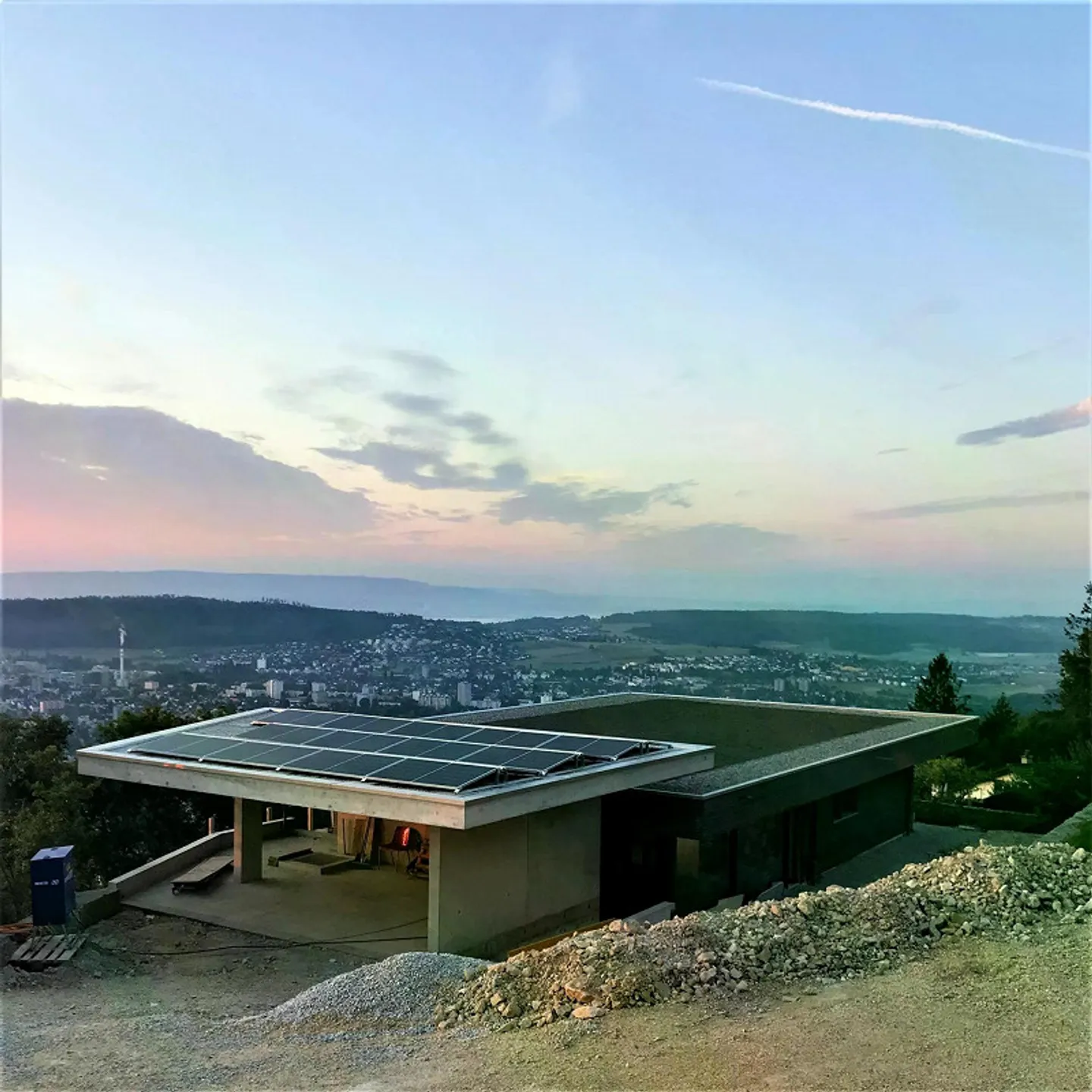 Moderna casa unifamiliare di 4,5 stanze con vista panoramica a Evilard - Foto 8 di 10