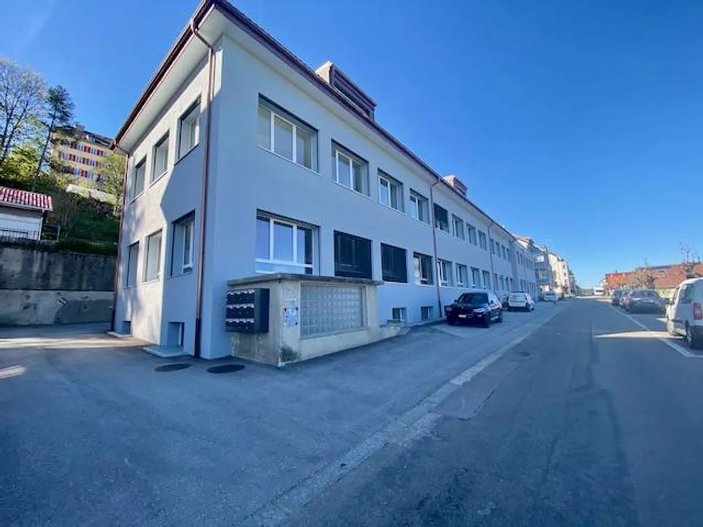 Investment Property in Ponts-de-Martel - Photo 2 of 9