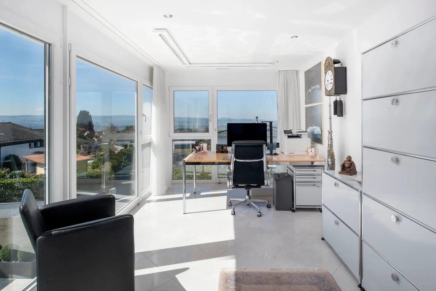 Panoramic view at its finest: Top-modern single-family house with pool - Photo 8 of 11