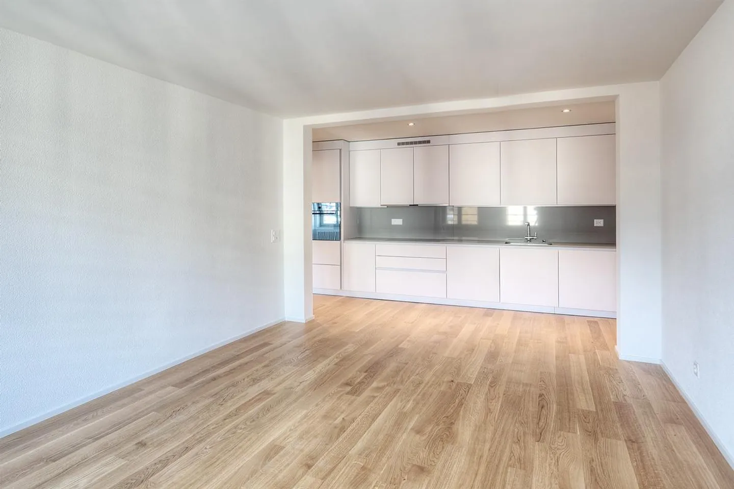 Appartement au milieu de Bälliz! - Photo 3 sur 7