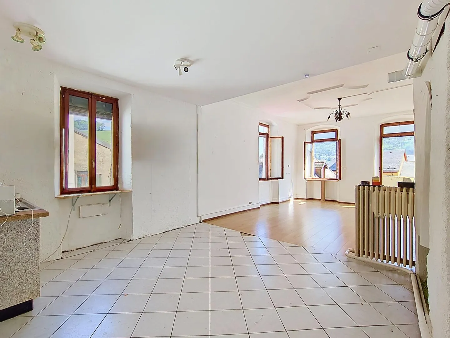Wohnung 4.5 Zimmer - Foto 2 von 12