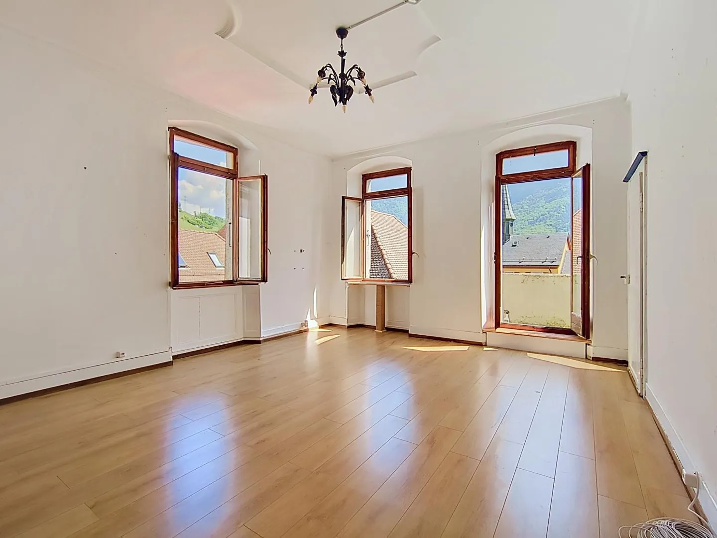Wohnung 4.5 Zimmer - Foto 3 von 12