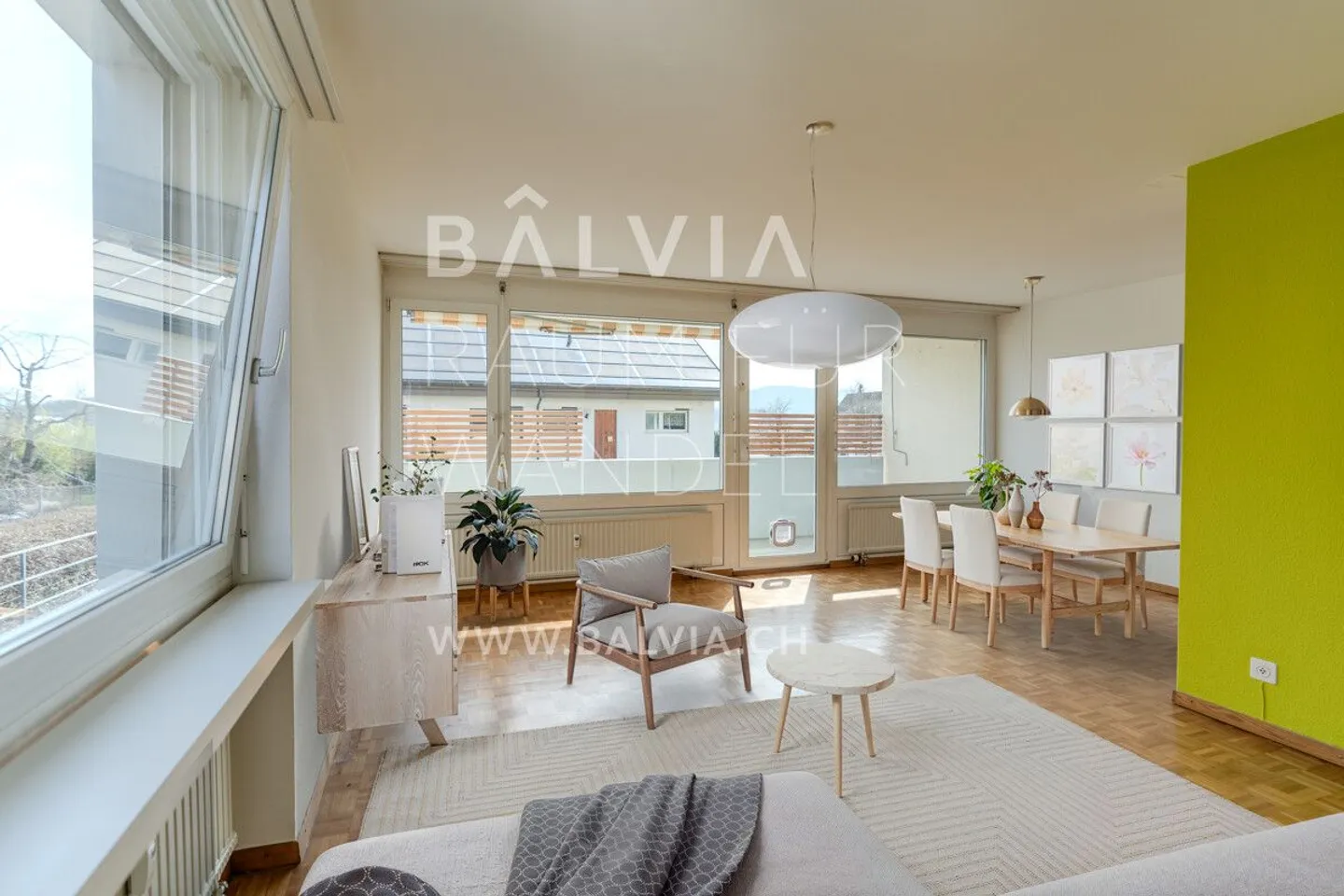 Helle Wohnung mit neuem Bad - Foto 2 von 9