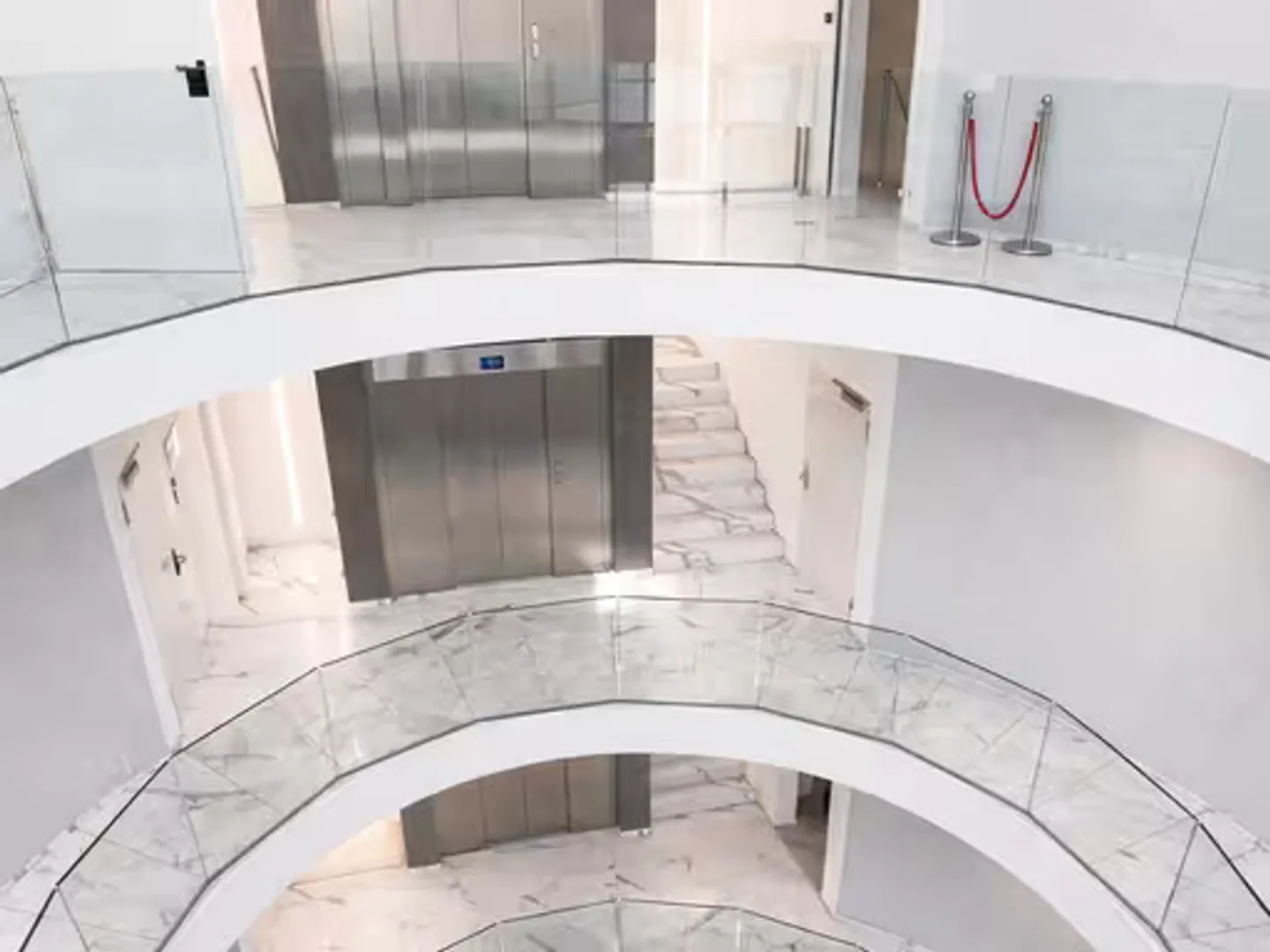 Espace Commercial pour Bureau/Showroom - Photo 6 sur 6