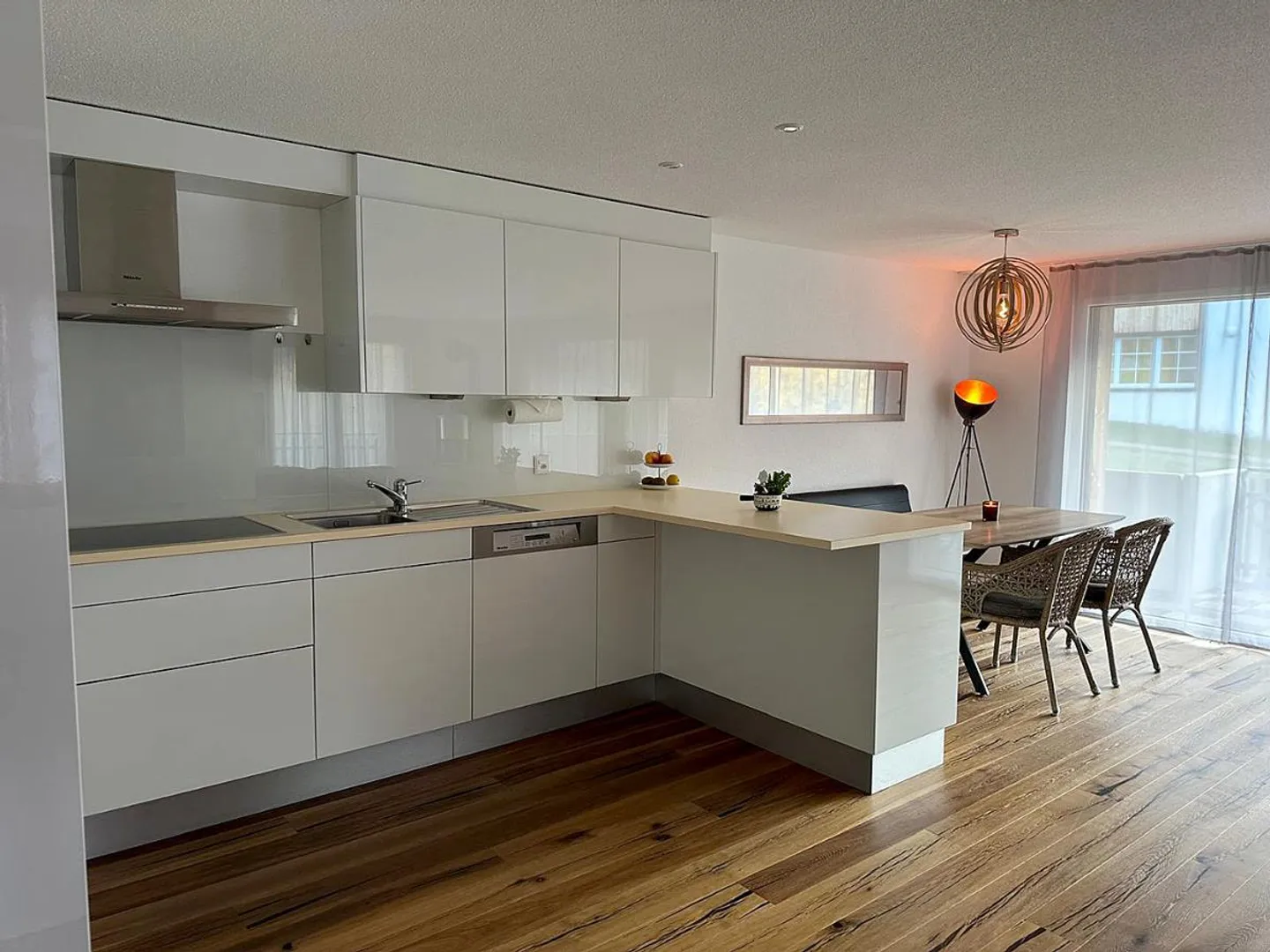 Arena ll A - Photo 3 of 9