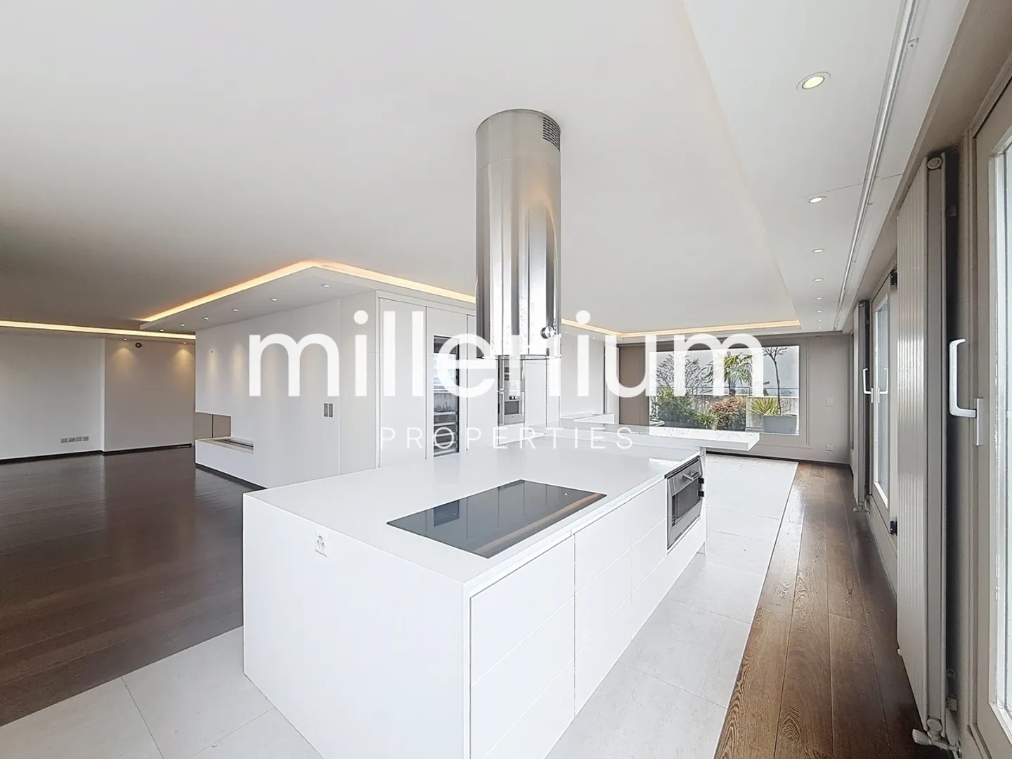 Duplex attico con vista panoramica eccezionale! - Foto 3 di 12