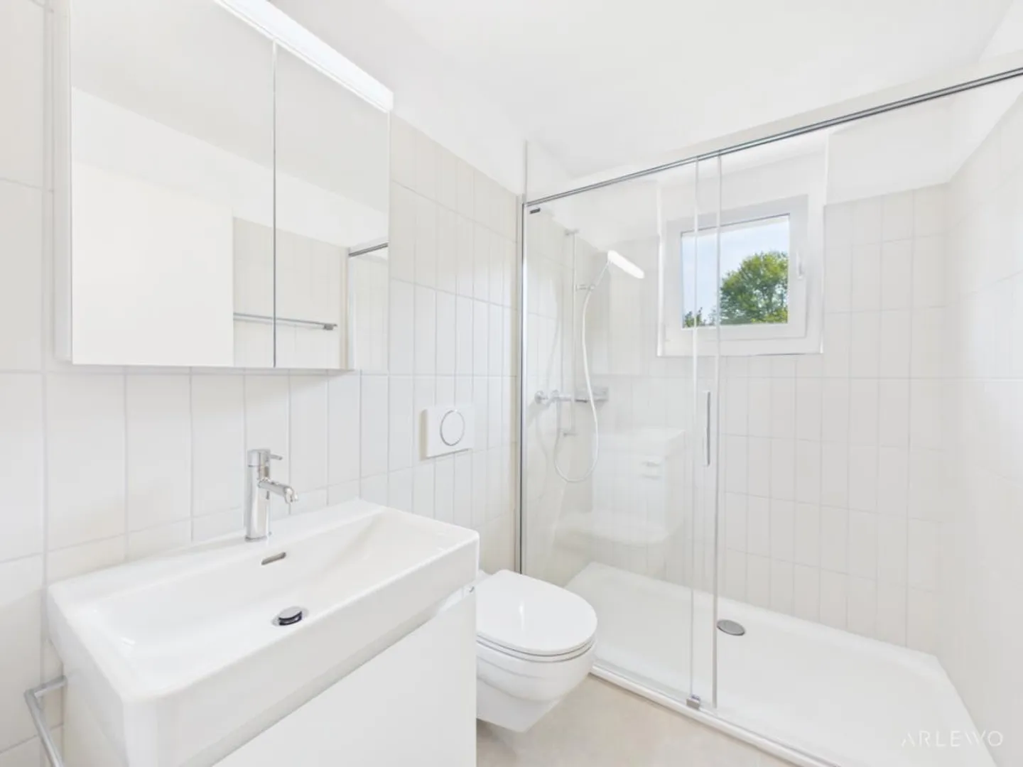 Welcome to Your 4.5-Room Oasis - Photo 11 of 13