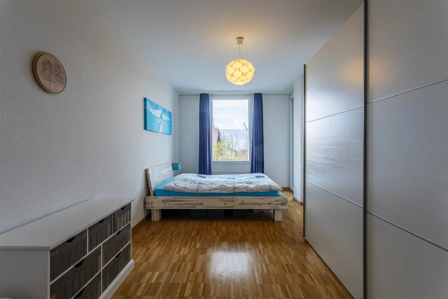 2,5-ZIMMER-WOHNUNG IM 2. STOCK MIT UNTERGRUND-PARKPLATZ - Foto 3 von 8